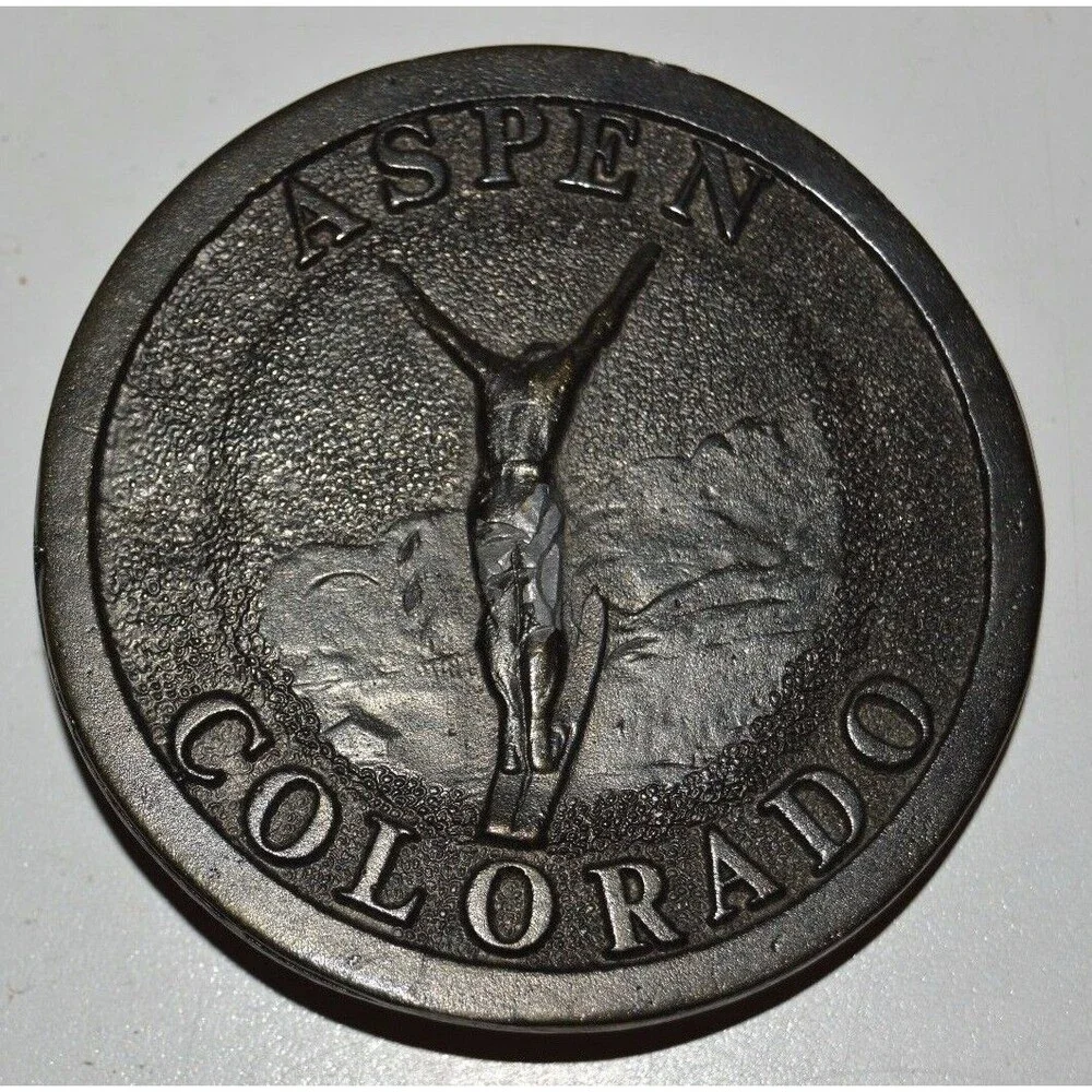 Vintage 1973 ASPEN Colorado James Lind Skiing SKI Jump Solid Belt Buckle RARE